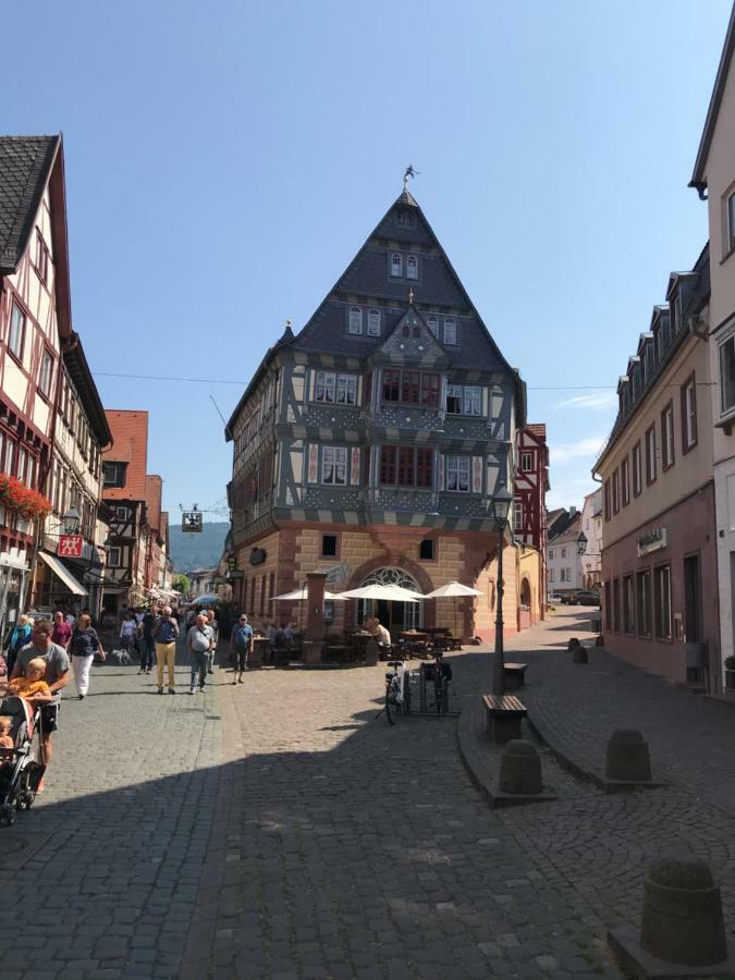 Main Boarding House Apartment Miltenberg Exterior photo