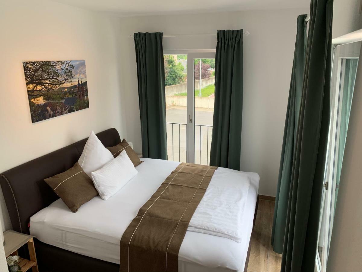 Main Boarding House Apartment Miltenberg Room photo